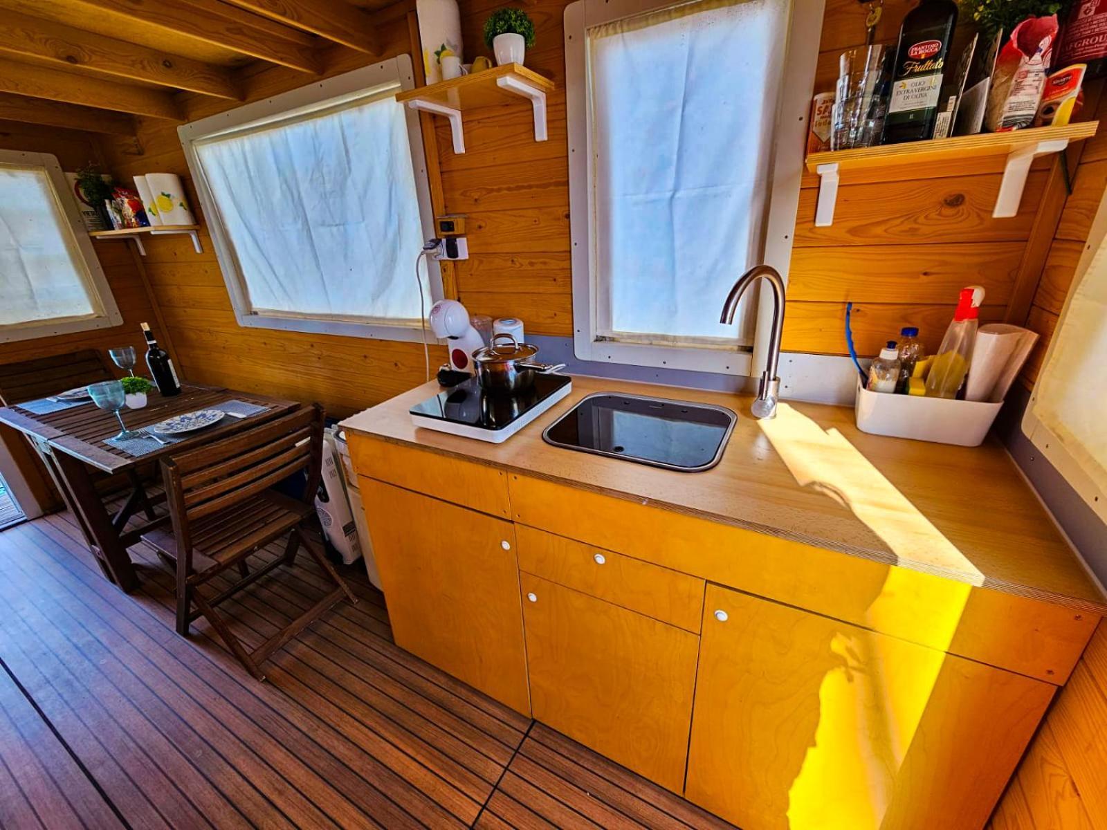 阿尔盖罗 Filipp'S House Boat酒店 外观 照片